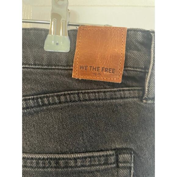 NWT We The Free Faded Black Ripped Jeans size 31 - Picture 4 of 14